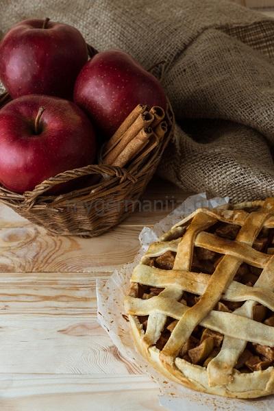 Рецепт шарлотки с яблоками, шарлотка с яблоками и корицей