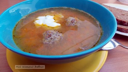 Суп с красной чечевицей и мясными тефтелями